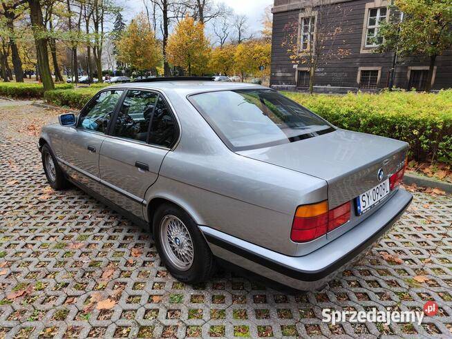 KLASYCZNE ZADBANE BMW e34 520i Lachs Silver Seria 5 Bytom
