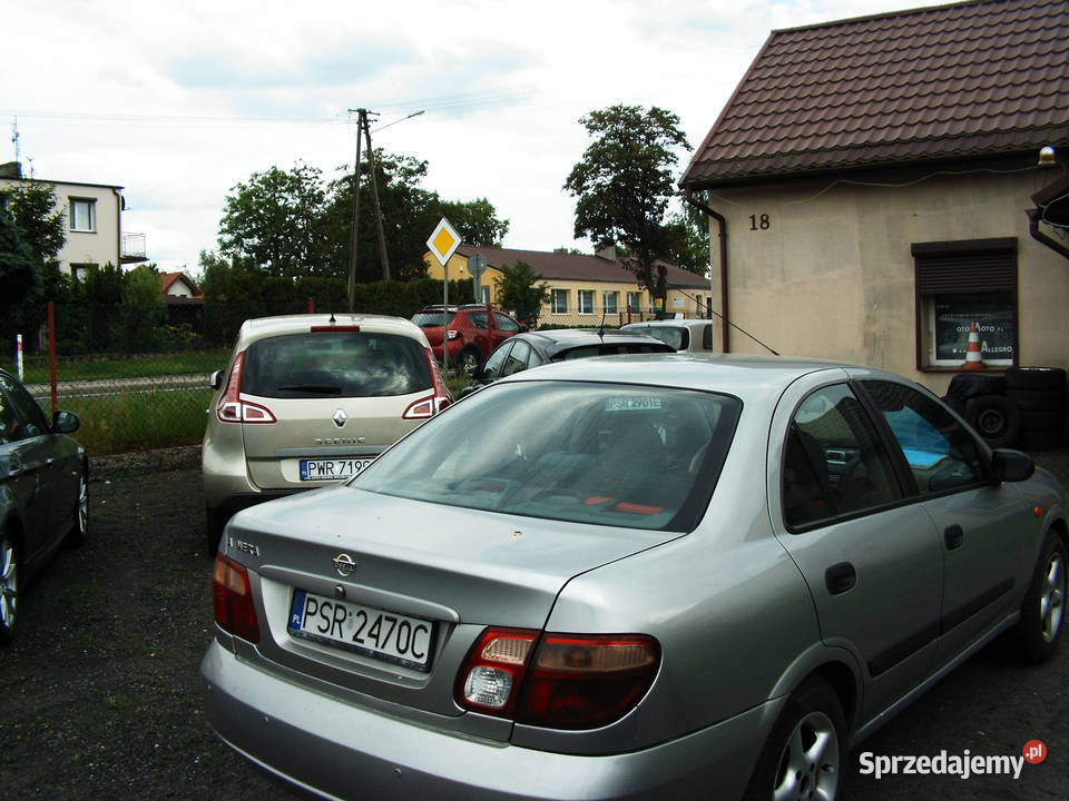 Nissan Almera 18 etylina Gaz 2004 r radio Almera Września sprzedam
