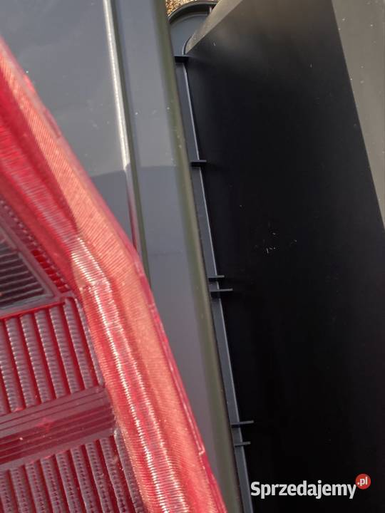 NOWY Klosz Lampa Tył Prawa Fiat Uno II VERALUX Motoryzacja Kamocin