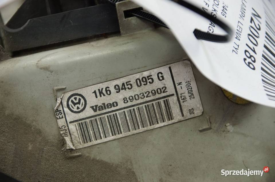LAMPA LEWA TYŁ VOLKSWAGEN GOLF V 1K6945095G Lipno