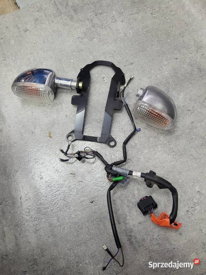 BMW R 1200 C CL R1200CL K30 2003 BŁOTNIK LAMPA Nowy Tomyśl