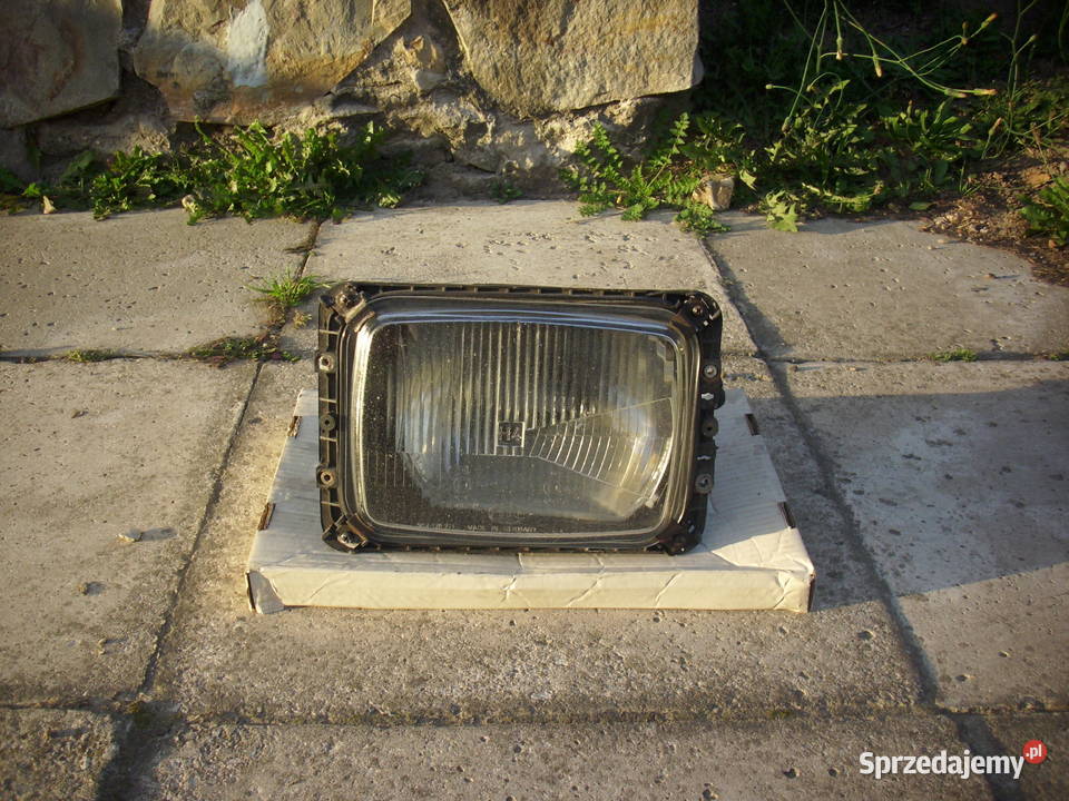 Reflektor lampa HELA lewa przód MERCEDES T1 Kielce
