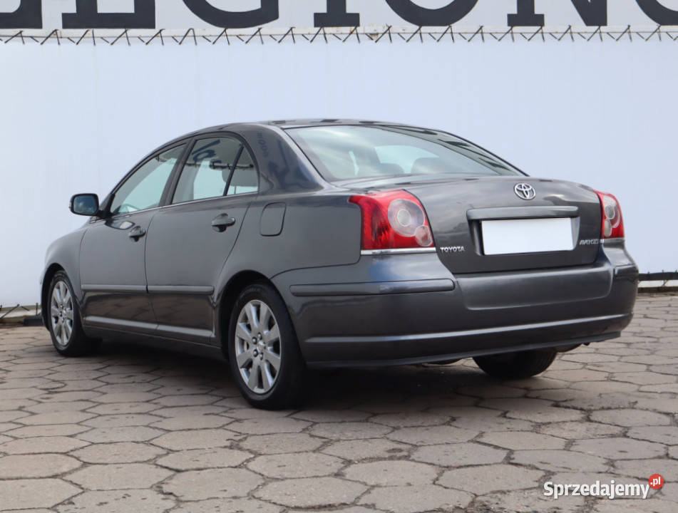 Toyota Avensis 18 VVTi podgrzewane fotele