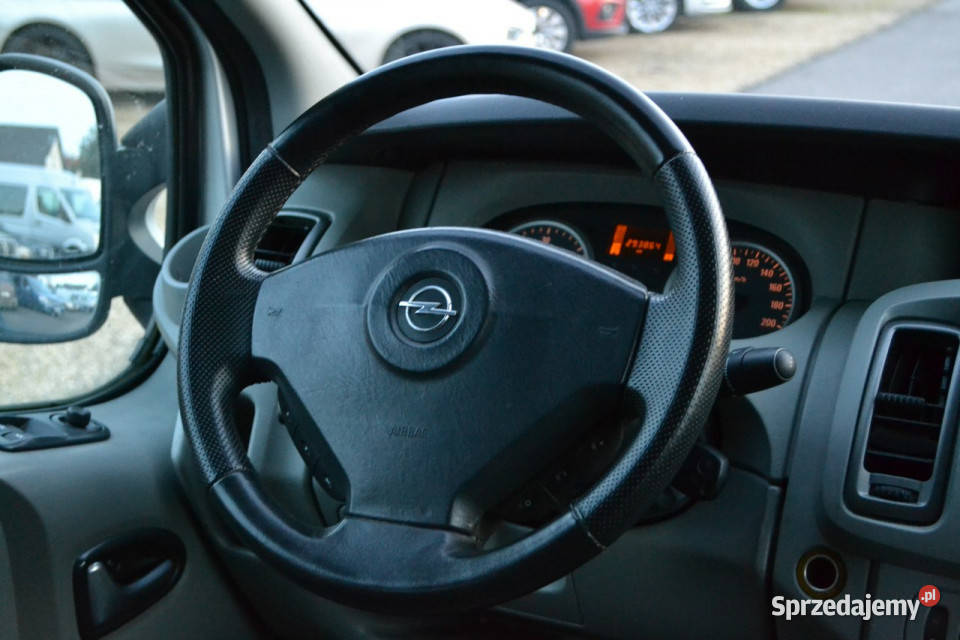 Opel Vivaro 5 OsobowyZarejestrowanyNowy Rozrząd isofix Częstochowa