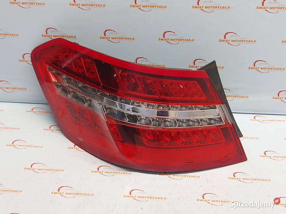 MERCEDES W212 11r lampa lewa tył LED A2129060558