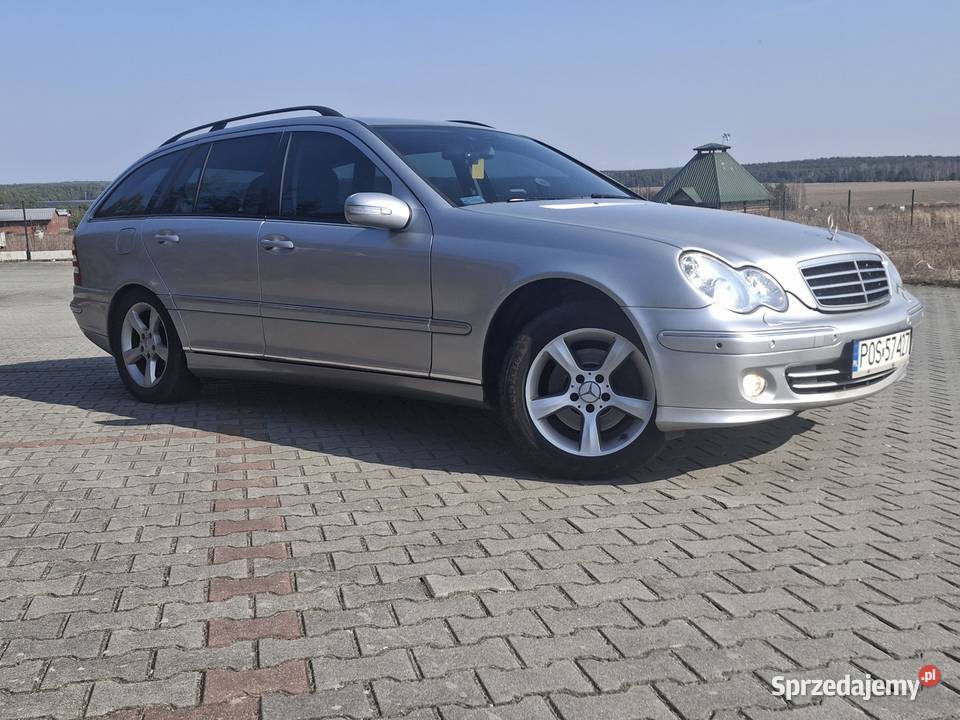 Mercedes W203 32 V6 4Matic Automat LPGGaz światła przeciwmgielne Klasa C Kamyk