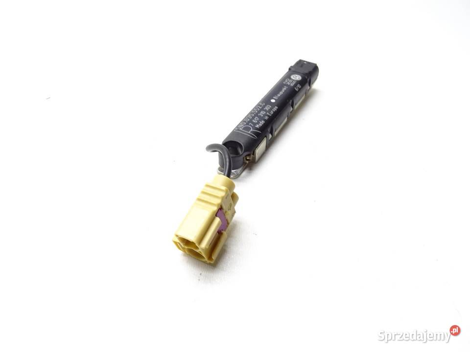WZMACNIACZ ANTENY ANTENOWY 5N0035552C VW TIGUAN sprzedam