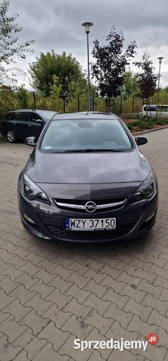 Opel Astra IV 17 CDTI Cosmo STAN 205000km