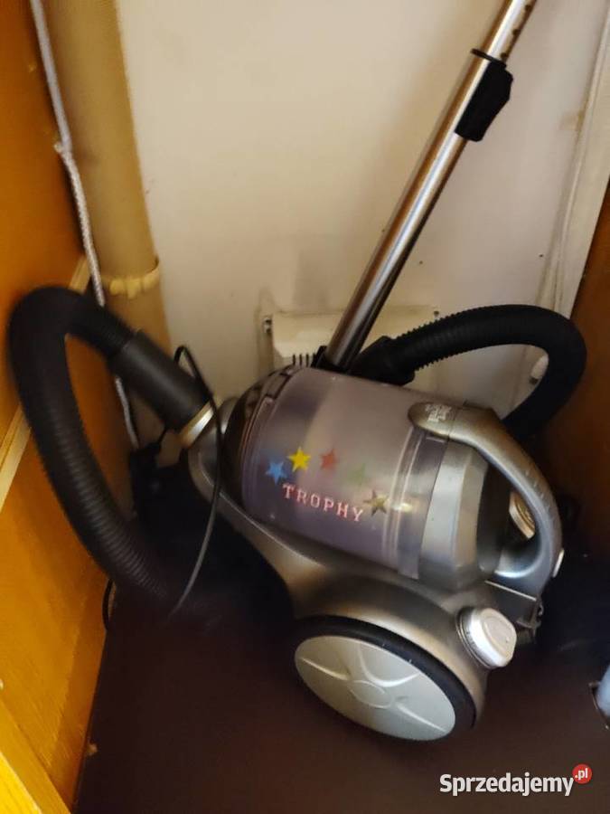 PRZYCZEPA KEMPINGOWA HOBBY PRESTIGE Szamocin