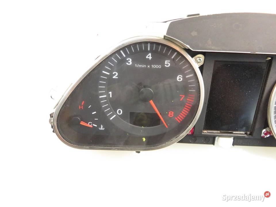 LICZNIK AUDI Q7 42 FSI