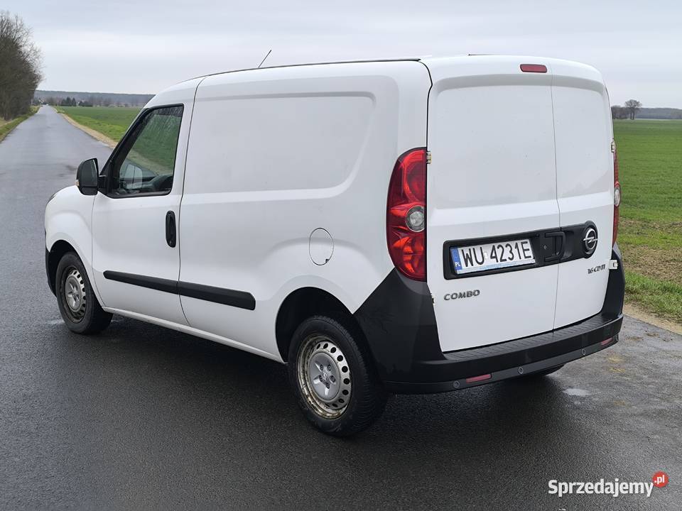 Opel Combo 16 TDCI 105 213000 Salon Polska garażowany Środa Śląska