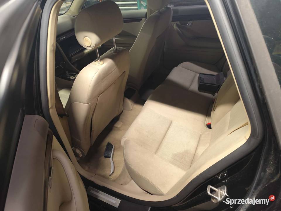 SPRZEDAM CZYTAJ OPIS A4 Poddębice