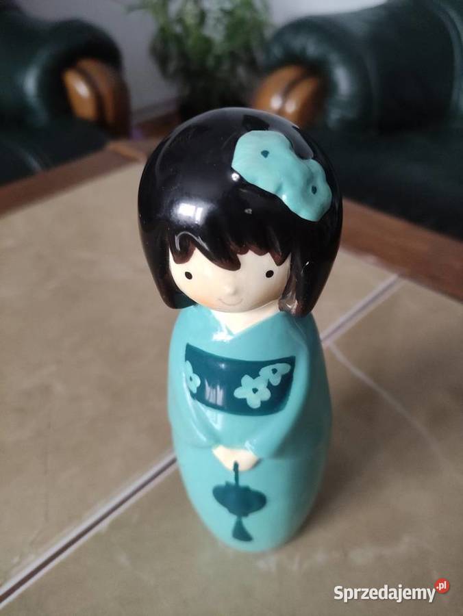 Porcelanowa figurka Kokeshi Japonia Janów Lubelski