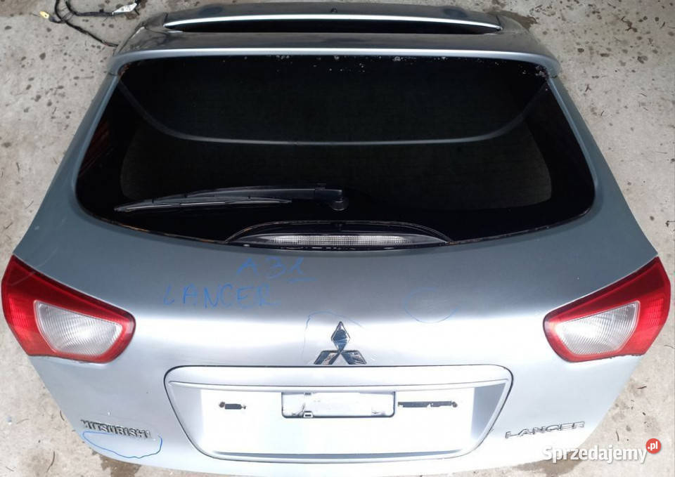 Klapa bagażnika kompletna A31 mitsubishi lancer Wola Jachowa