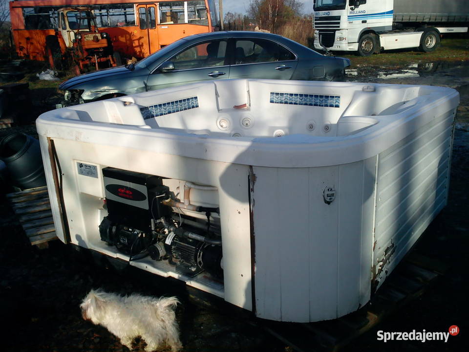 jacuzzi balia basen niecka