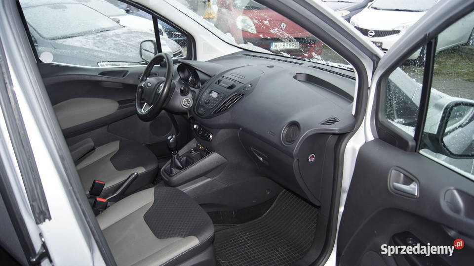 FORD TURNEO CURIER SALON POLSKA nieuszkodzony Warszawa