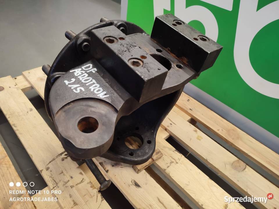 Zwrotnica 12635 Piasta 10608 Deutz fahr 215 Wilkowo