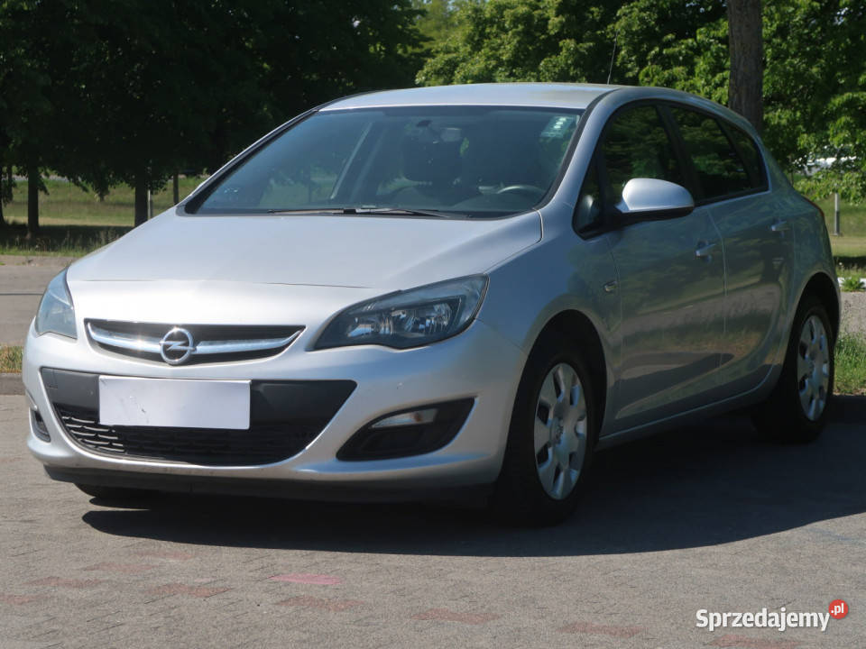Opel Astra 14 T sprzedam