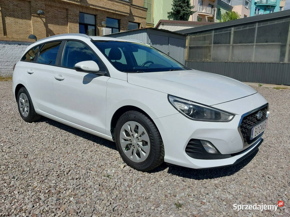 Hyundai i30 1819 kombi SALON serwis mocno Warszawa