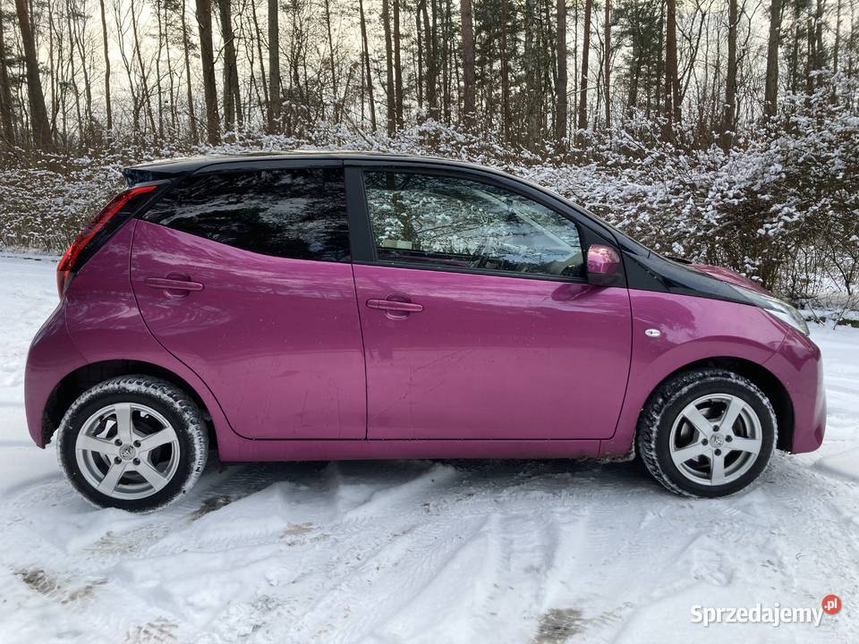 Toyota Aygo Selection XCITE Magenta 2018 r welurowa tapicerka Kraków