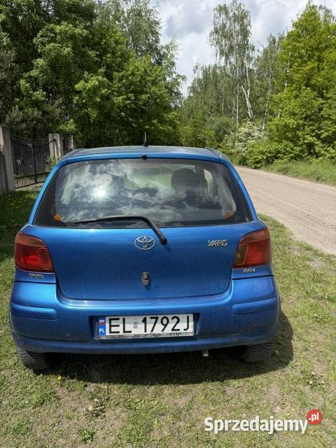 Syndyk sprzeda udział 12 w samochodzie Toyota Usługi Łódź