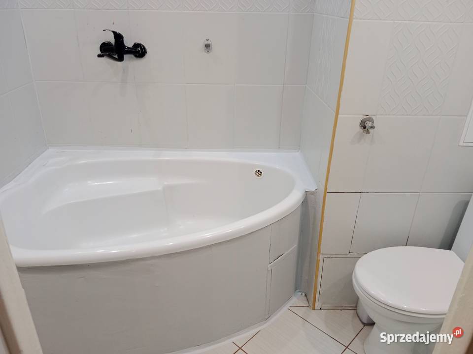 Kętrzyn Różana mieszkanie 3 pokojowe pow 4760m2 warmińsko-mazurskie sprzedam