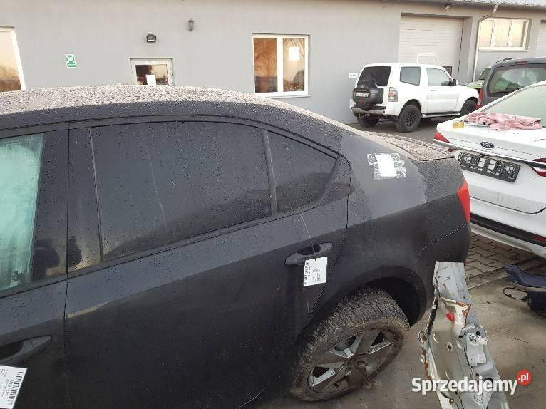 ĆWIARTKA BŁOTNIK LEWY TYŁ SKODA OCTAVIA III LF9R kujawsko-pomorskie Lipno