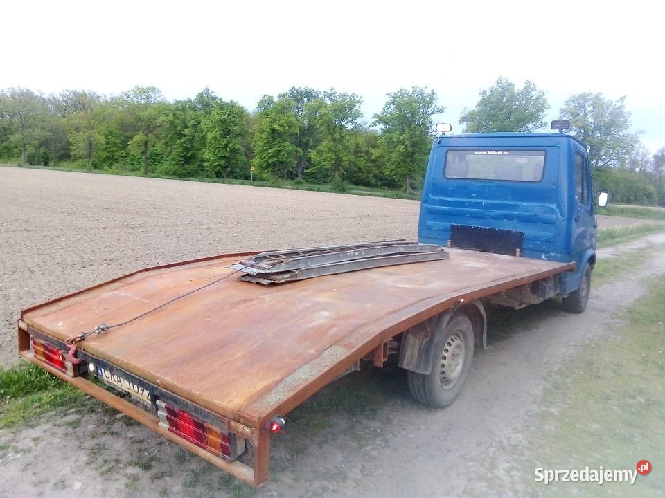 Mercedes 307 D autolaweta kaczka pomoc drogowa Raszków
