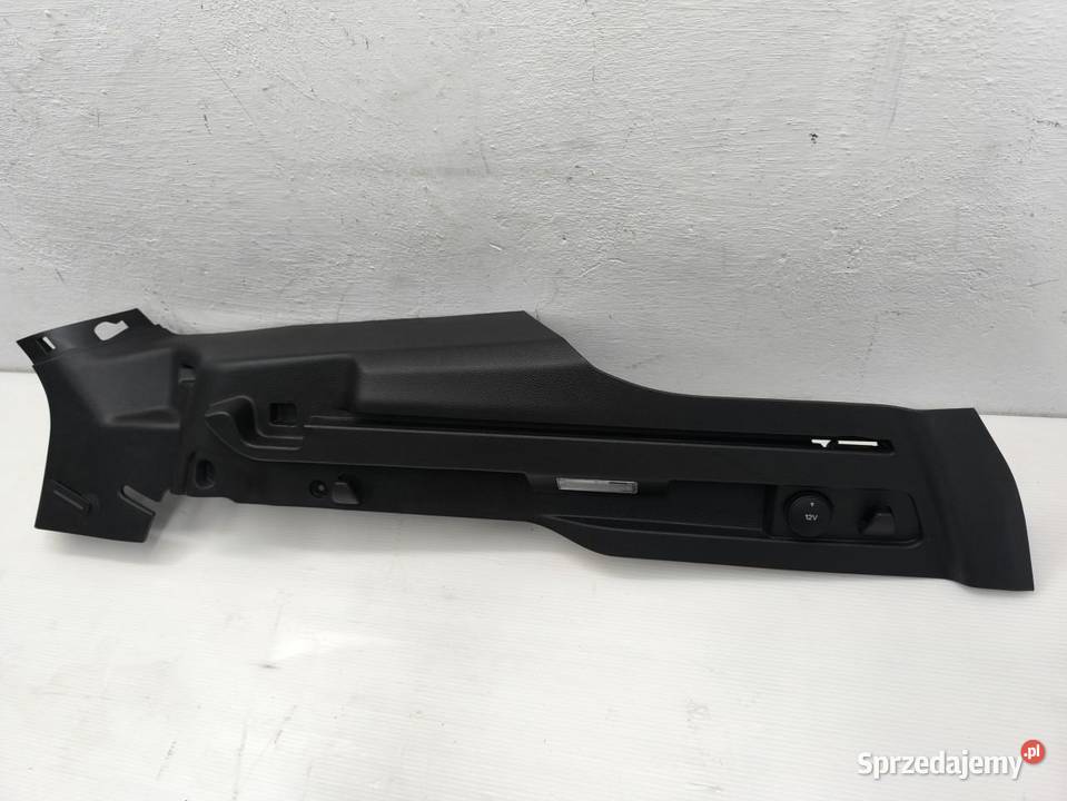 OSŁONA BAGAZNIKA MOCOWANIE ROLETY FORD FOCUS MK3 osobowe