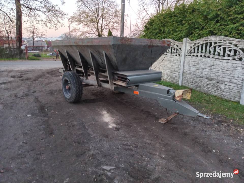 Rozsiewacz wapna RCW3 posypywarka nieuszkodzony