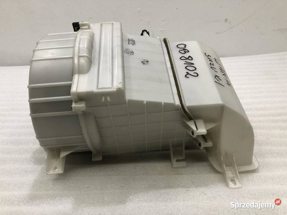 WENTYLATOR NAGRZEWNICY SUZUKI LIANA 1163009901