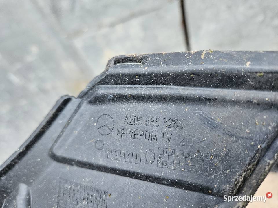 MERCEDES W205 ŚLIZG PRAWY ZDERZAKA PRZÓD Pozostałe wielkopolskie Międzychód sprzedam