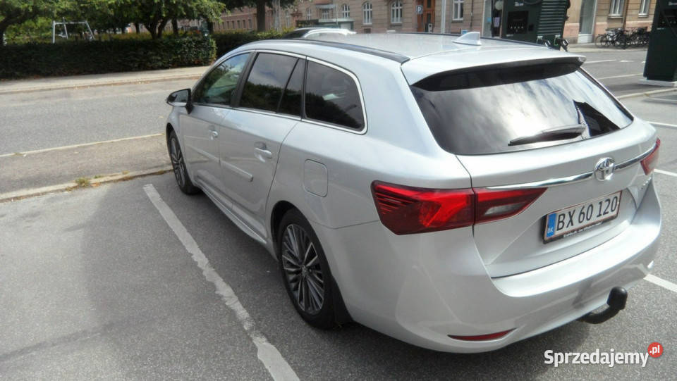 Toyota Avensis III 2009 VAT marża Sadlno