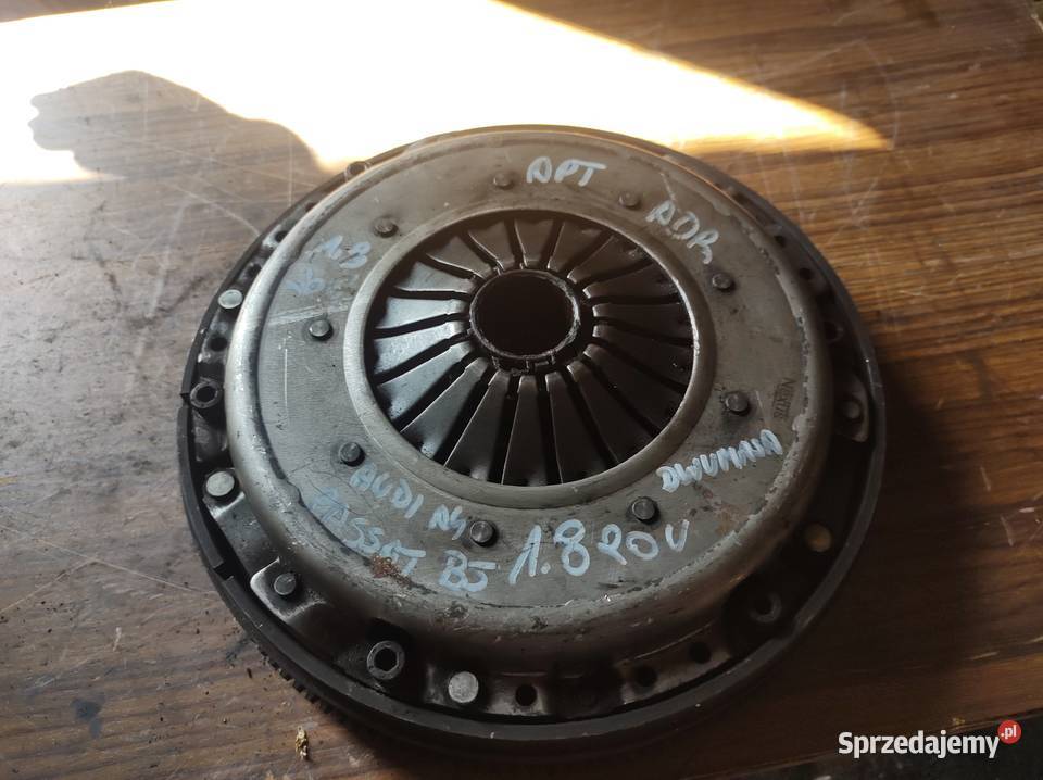 VW PASSAT AUDI A4 OCTAVIA 18 20V sprzęgło koło sprzęgła