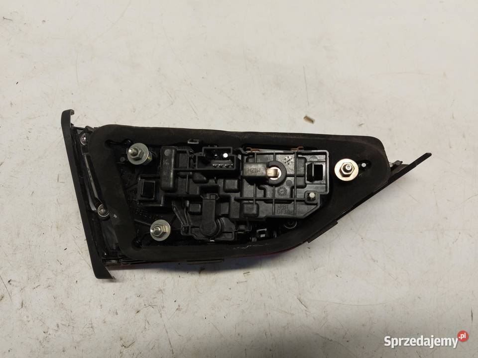 AUDI A3 8V Lampa tył prawa klapa bagażnika Sedan dolnośląskie