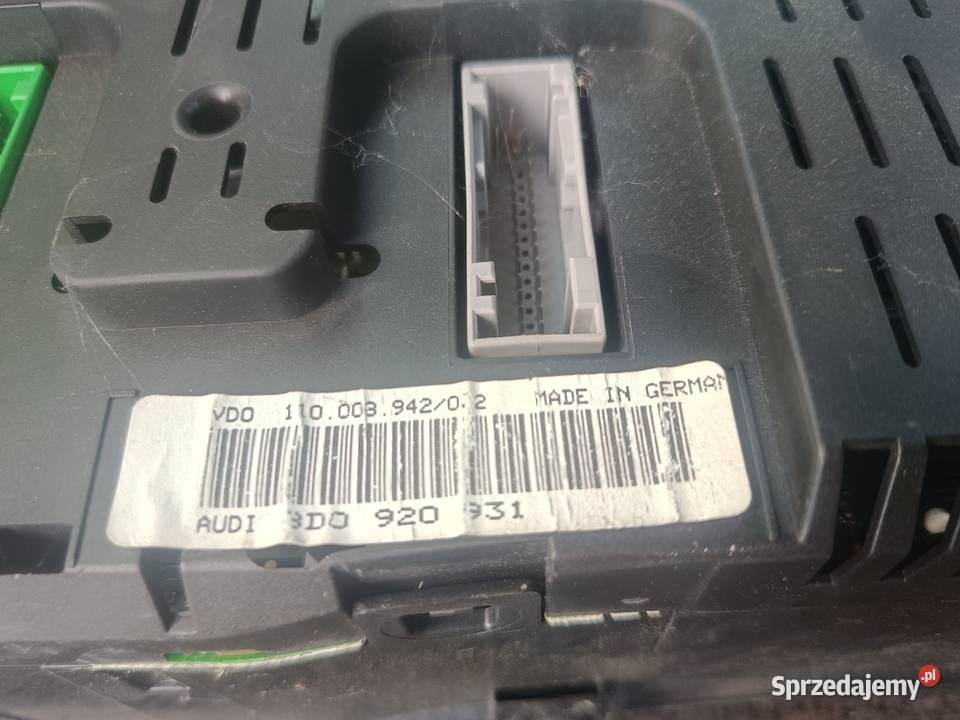 Licznik Fis 8D0 920 931 VDO Audi A4 B5 a7 śląskie Myszków