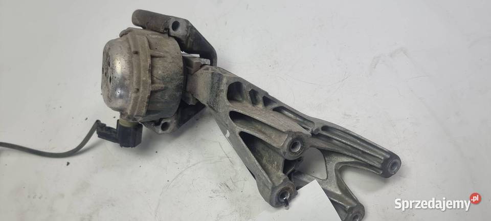 PODUSZKA SILNIKA AUDI A6 C7