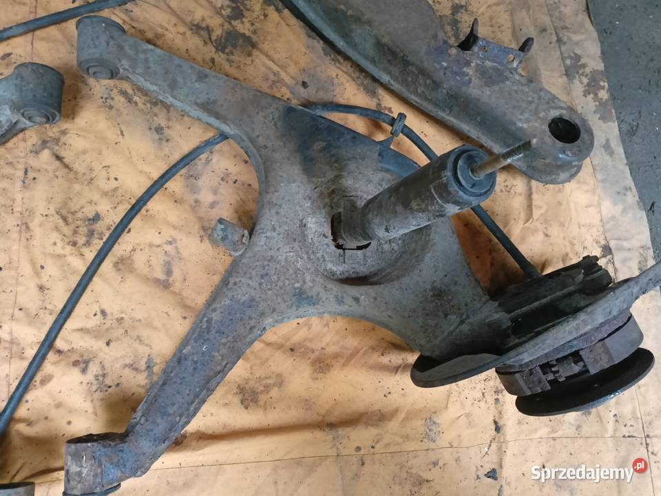 Mercedes W123 beczka wahacze lewy prawy wahacz