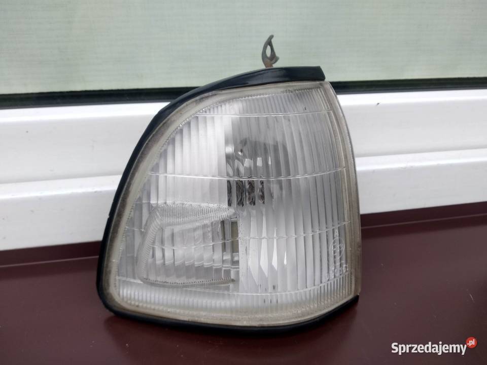 Kia Pride 19872000 lampa pozycyjna prawa osobowe Sieradz