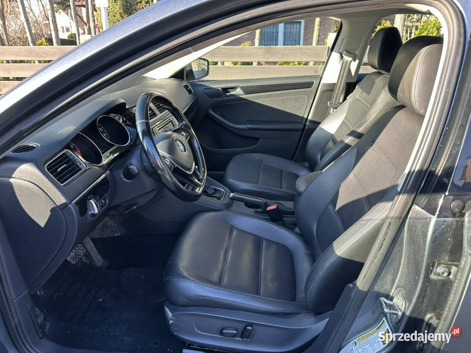Volkswagen Jetta Mocna benzyna automat nawigacja Wejherowo