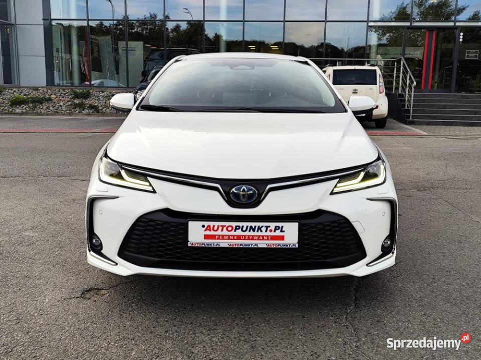 Toyota Corolla 2024r salon 1 wł gwarancja ASO automatyczna Kraków sprzedam
