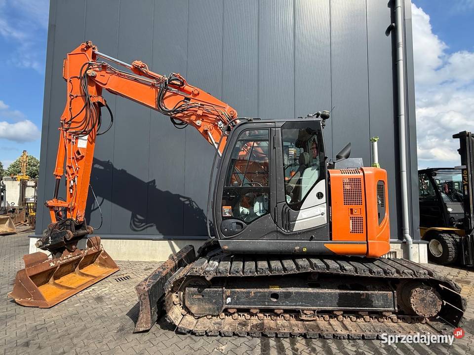 Hitachi koparka gasienicowa