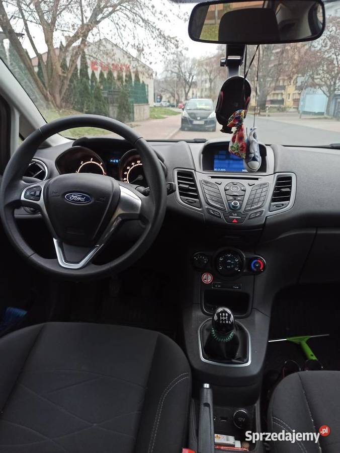 Ford Fiesta 2015r 16 TDCI silver Fiesta Puławy