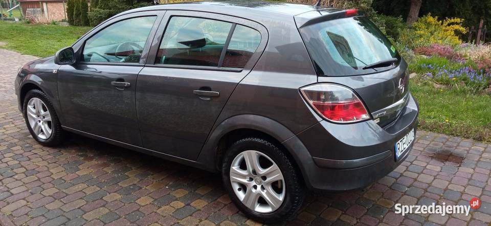 Opel Astra podkarpackie Trzebownisko