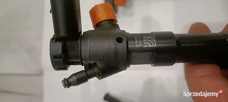 Sprzedam 4 wtryswacze do VW 16tdi Części samochodowe Tczew