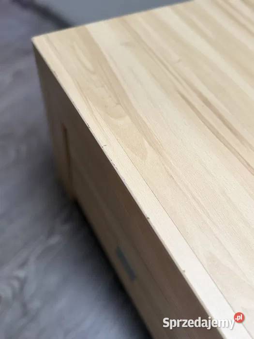 Komoda i 2 szafki w stylu drewnianym