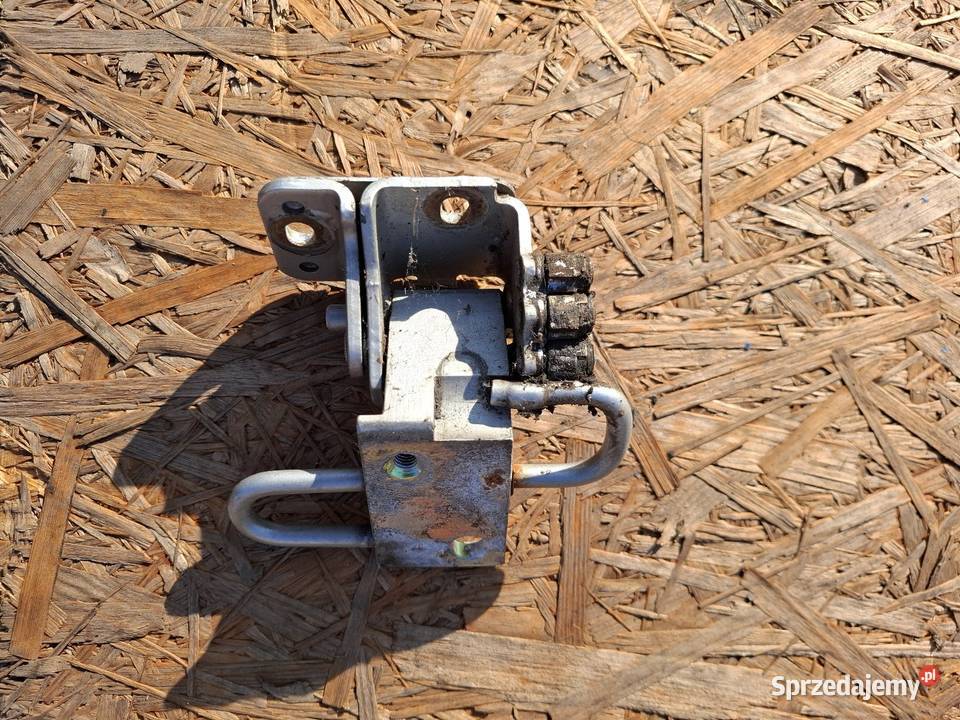 Zawias drzwi prawy przód LS7N Toledo II Leon I Przyborów