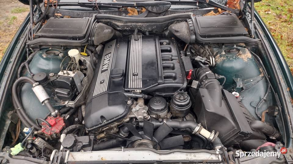 BMW E39 20 r6 manualna Rejowiec Fabryczny