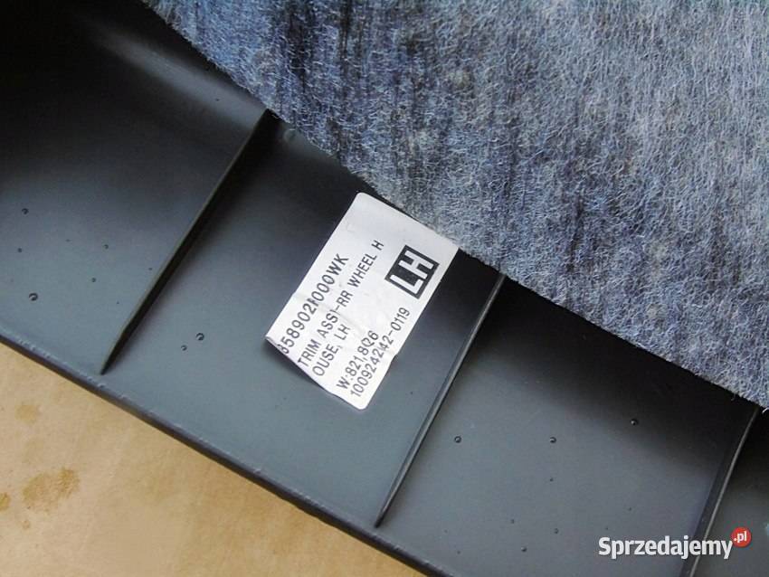 OSŁONA BOCZEK TAPICERKA BAGAŻNIKA LEWA HYUNDAI osobowe Sosnowiec