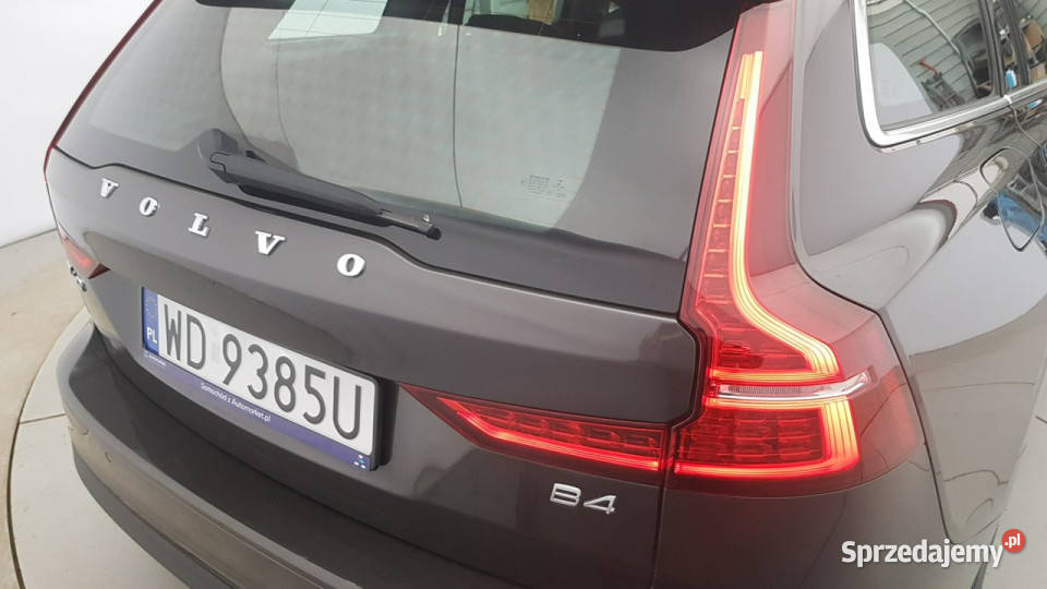 Volvo V60 B4 D Core Z Polskiego Salonu Faktura Warszawa